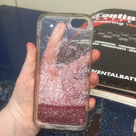 Glitter iPhone 5/s phone case !!❤️ - Picture 2 of 2